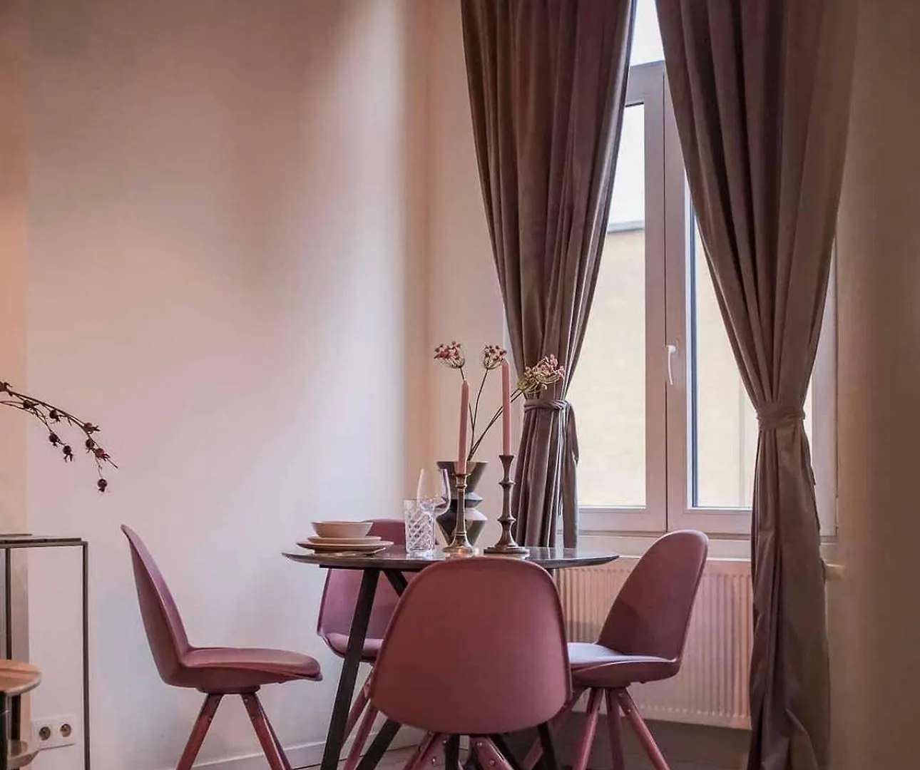 Apartment Saint Germain Suites Antwerp